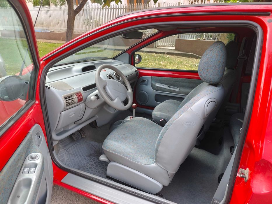 Vând Renault Twingo   2003   sub 100.000 km