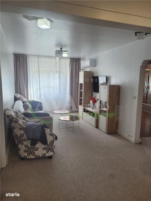 Apartament 3 camere decomandat zona Nord — fotografia 1