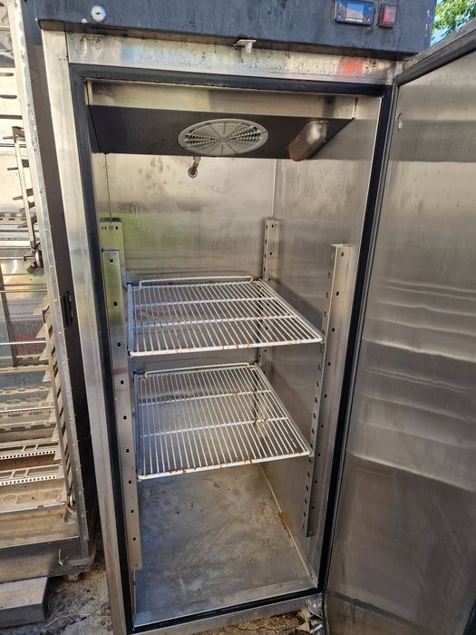 Frigider 1, 2 usi, dulap cald inox,  restaurant sau fast food