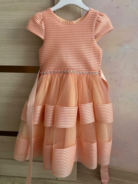 Нарядные Платья для девочки