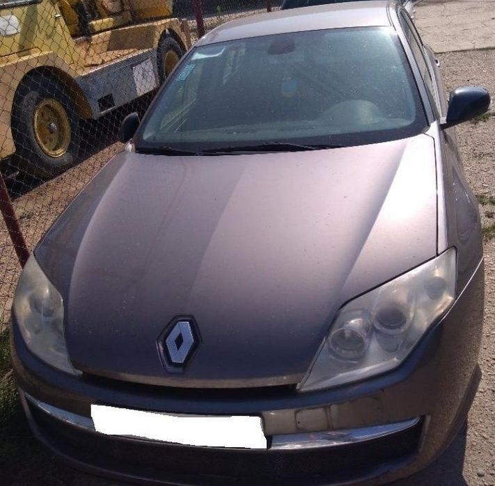 Dezmembrez Renault Laguna 3 1.5 DCI din 2008 volan pe stanga