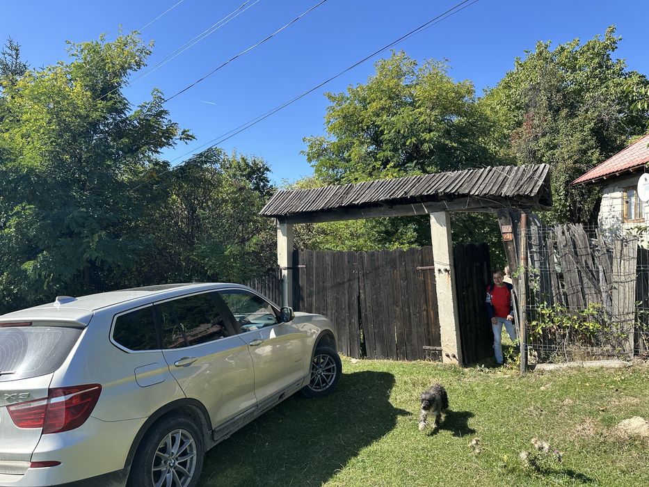 Vand teren intravilan cu casa la Talea