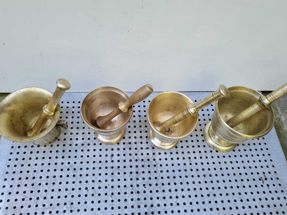 Бронзови хаванчета