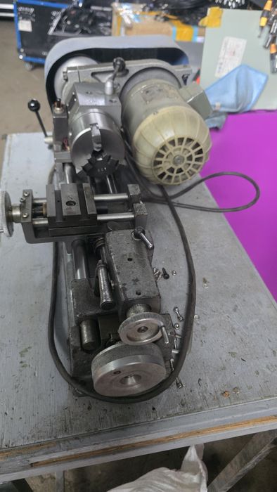 Токарный станок универсал 2