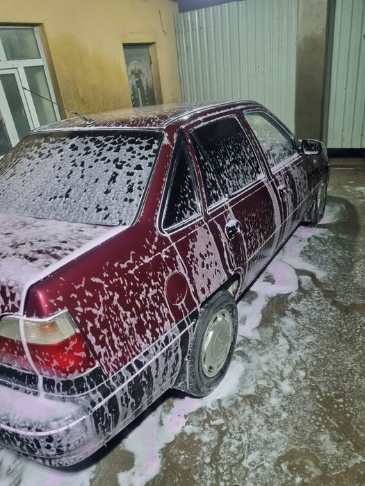 Нахтга сотилади келишадигон жойи бор