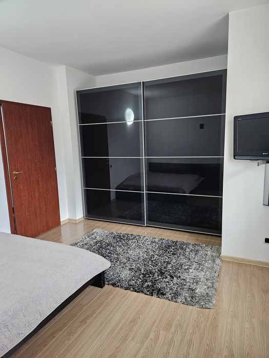 Inchiriez apartament cu 3 camere in Cartierul Latin bloc C1!