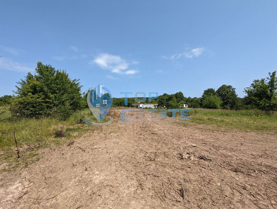 Парцел за жилищно строителство в село Войнежа