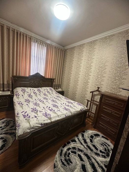 Квартира сотилади 2- этаж 3 хона 66,4 кв Евро ремонт сотилади.