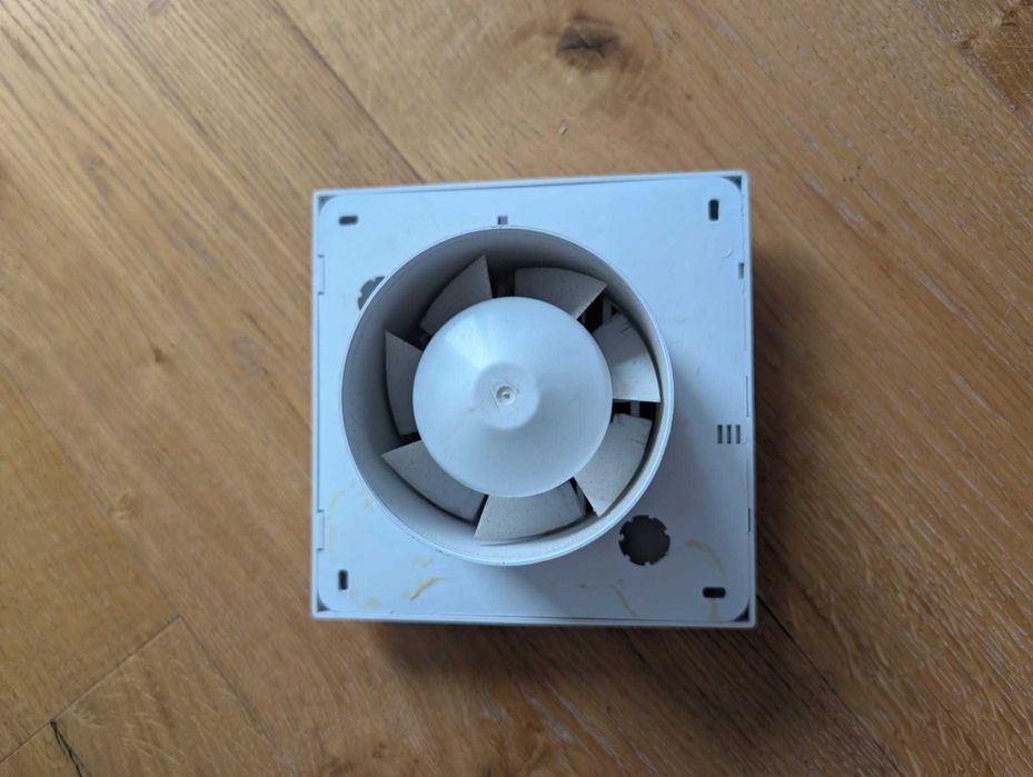 Ventilator AERO RS100B SPN