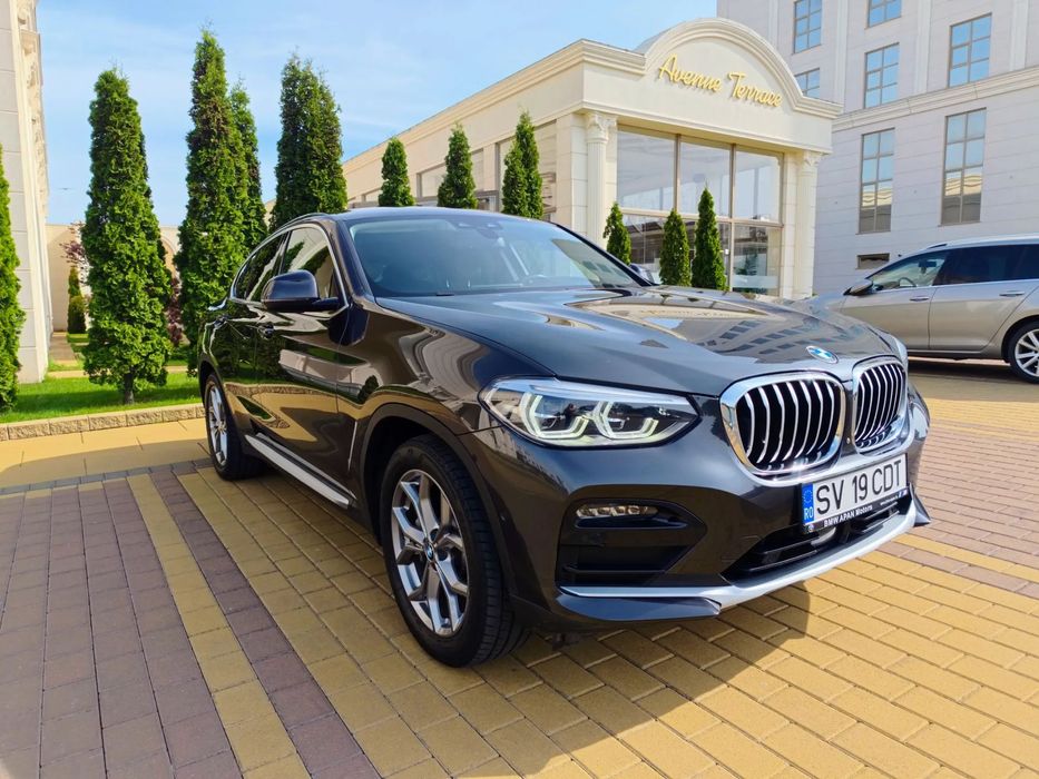 BMW X4 30i xDrive 252cp