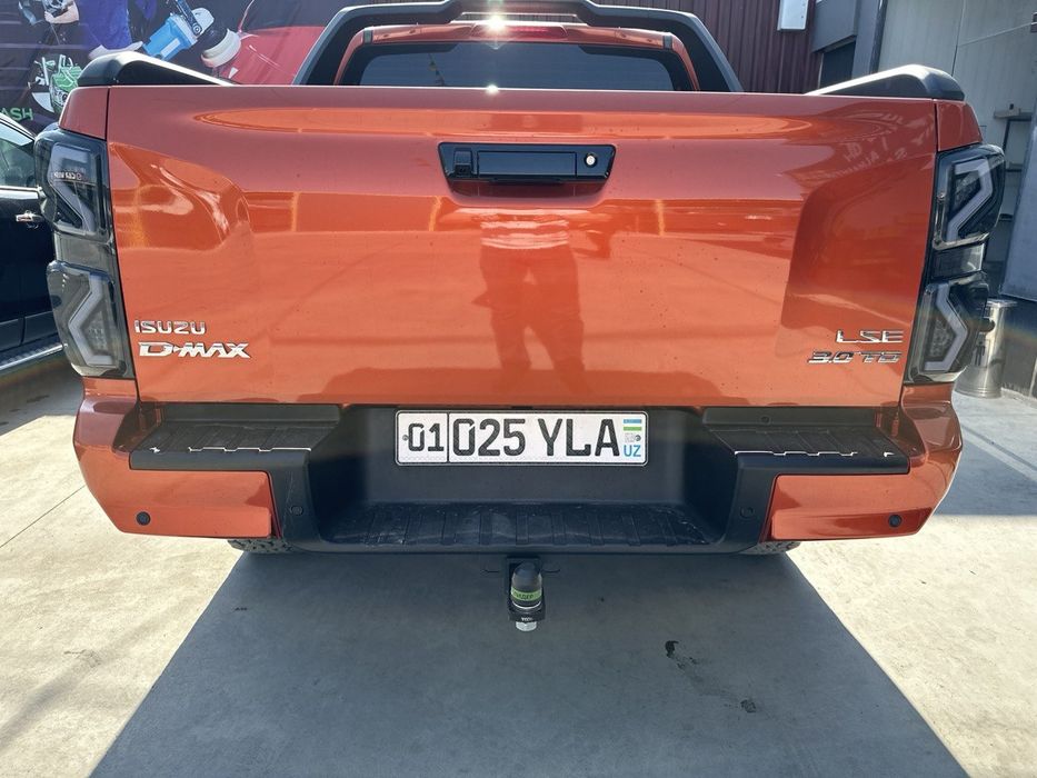 Фаркоп Isuzu D-MAX