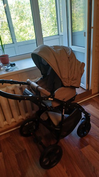 Продам детскую коляску