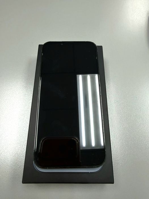 iPhone 13 Pro серебристый