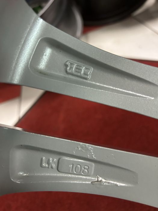 18 цола 5х108 Volvo СХ40 СХ60 СХ70 V60 Range Rover Evoque Ford Mondeo