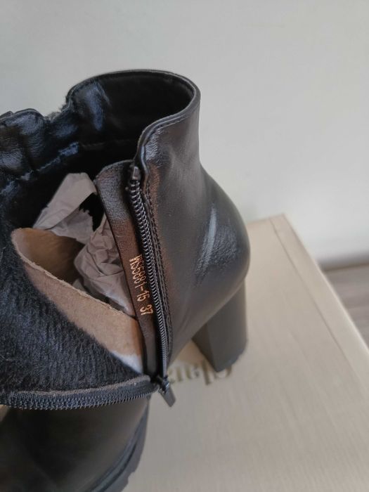 Боти Clara Barson №37