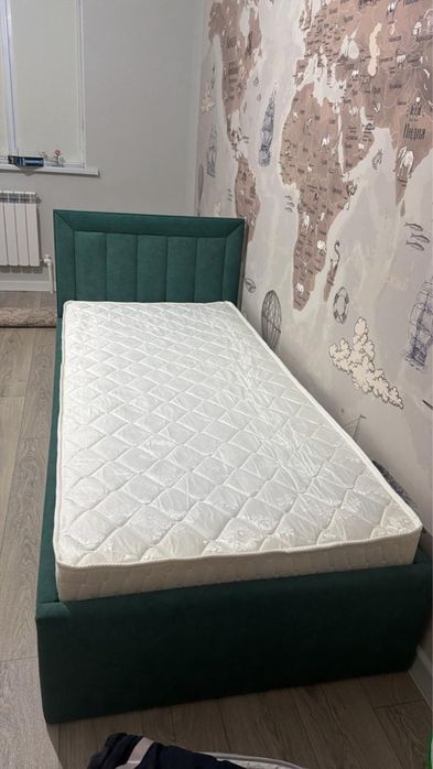 Детский кровать новая