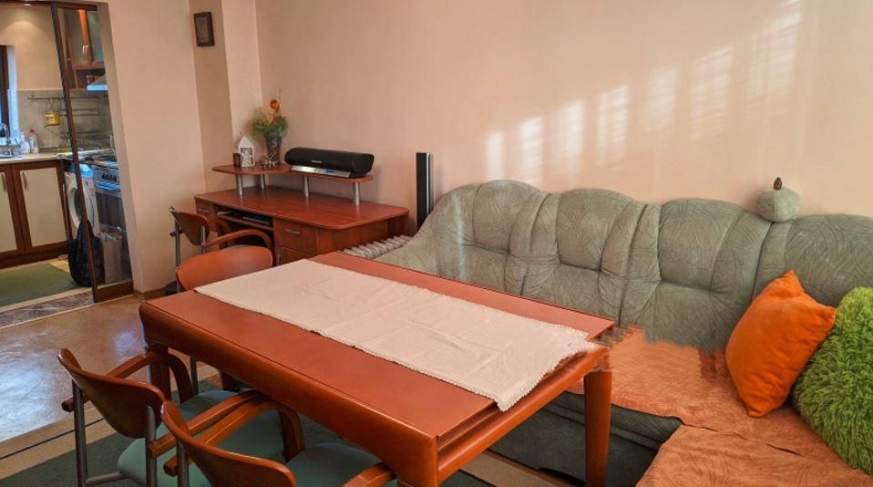 Дава се под наем Двустаен апартамент в Варна, Левски - 60 кв.м за 450 € - Снимка #1