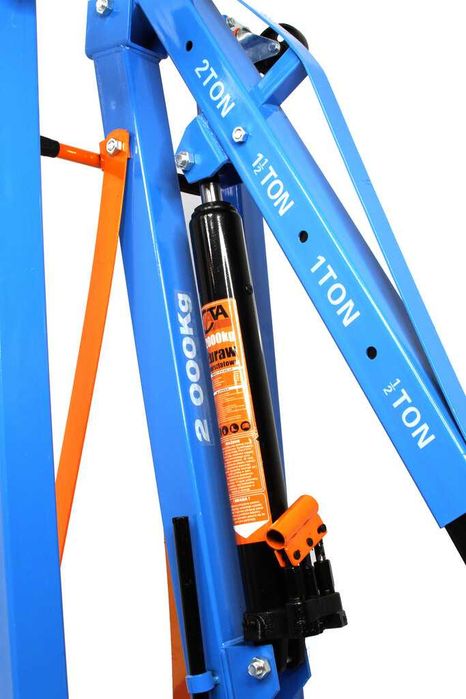 Хидравличен, сгъваем кран за двигатели тип жираф 2 тона CATA