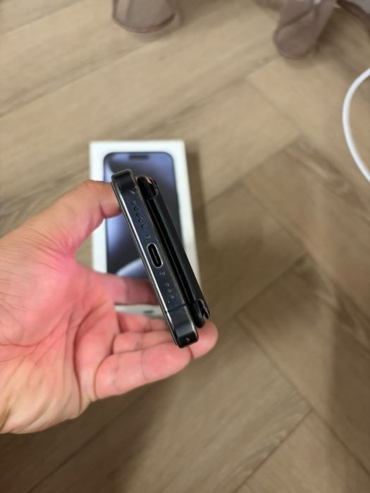 Iphone 15 pro 256
