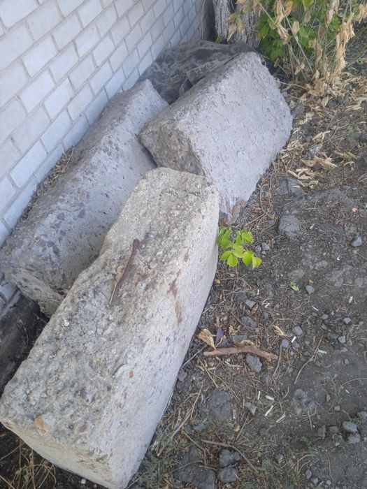 Продам блоки б/у