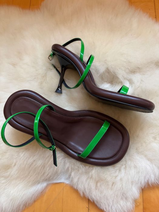 JW Anderson токчета