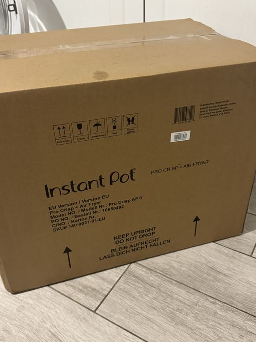 Продавам комбиниран мултикукър Instant Pot Pro Crisp+Air Fryer