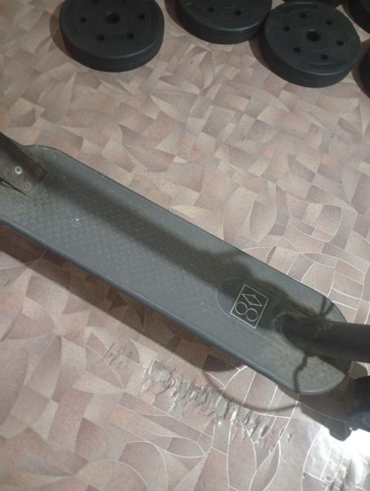 Самокат электро .