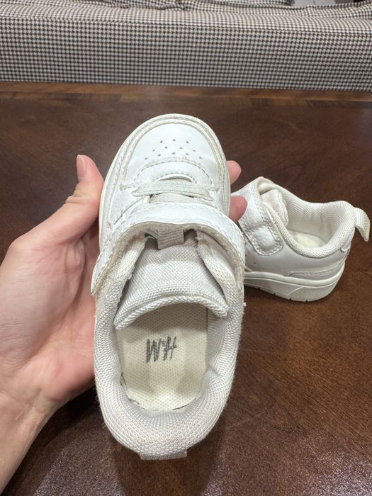 Детские кроссовки H&M размер 20/21