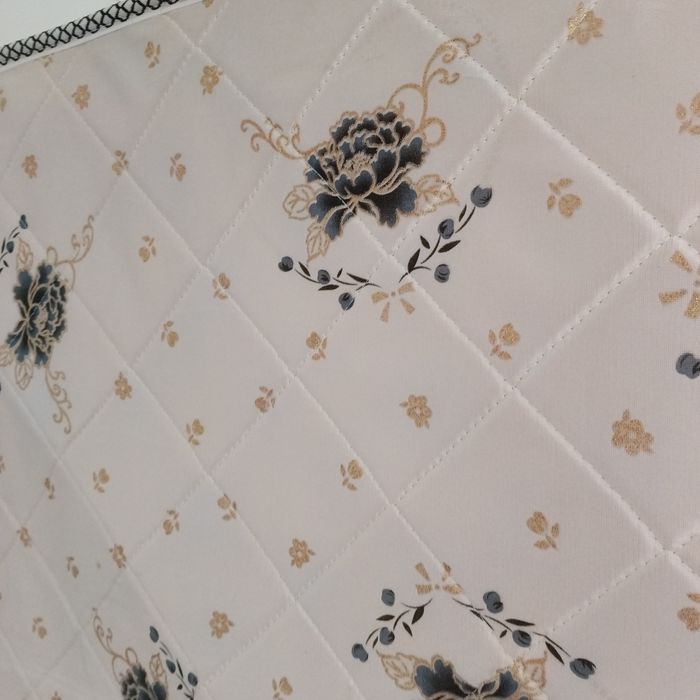 Матрас двухспальной б/у