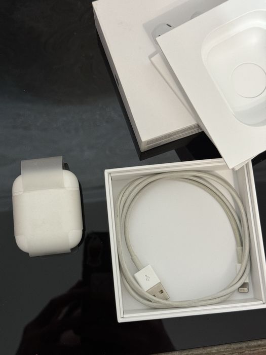 Airpods 2 | есть левый наушник