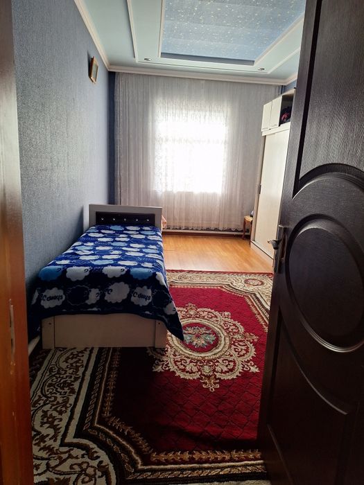 Hovli sotiladi 4 sotok (O'RIKZOR)