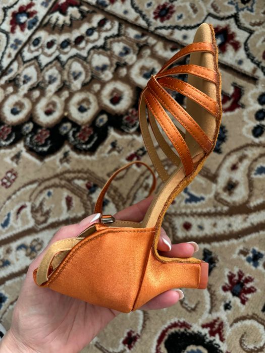 Туфли для спортивных бальных танцев