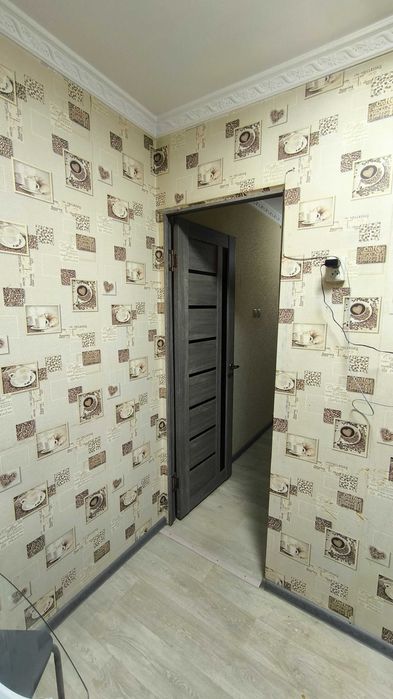 Продаётся 2-комнатная квартира с ремонтом на КАЛДАЯКОВА - ВЕНЕЦИЯ.