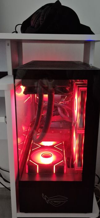 Vând pc gaming AMD RYZEN7 7800X3D