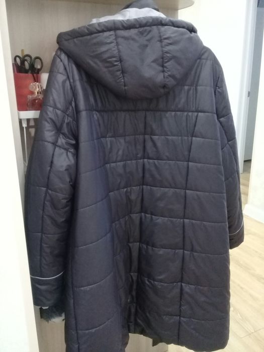 Продам пальто весна-осень