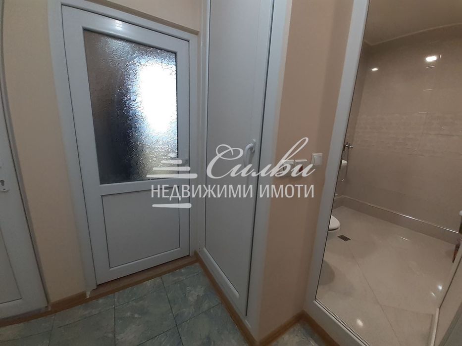 Дава се под наем Едностаен апартамент в Шумен, Тракия - 42 кв.м за 214.2 € - Снимка #10