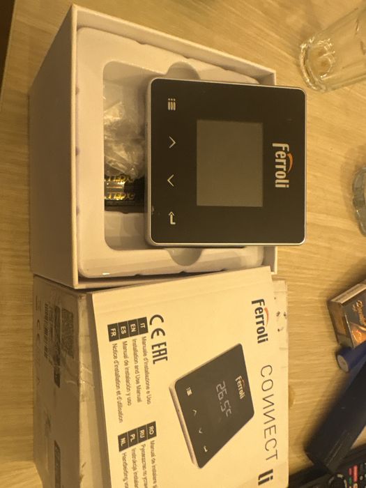 Termostat wi-fi Ferrroli Connect