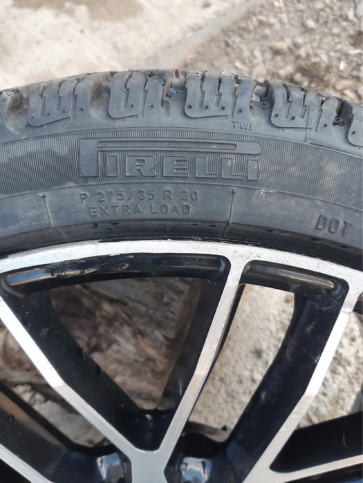 Шины на BMW с дисками, зимние