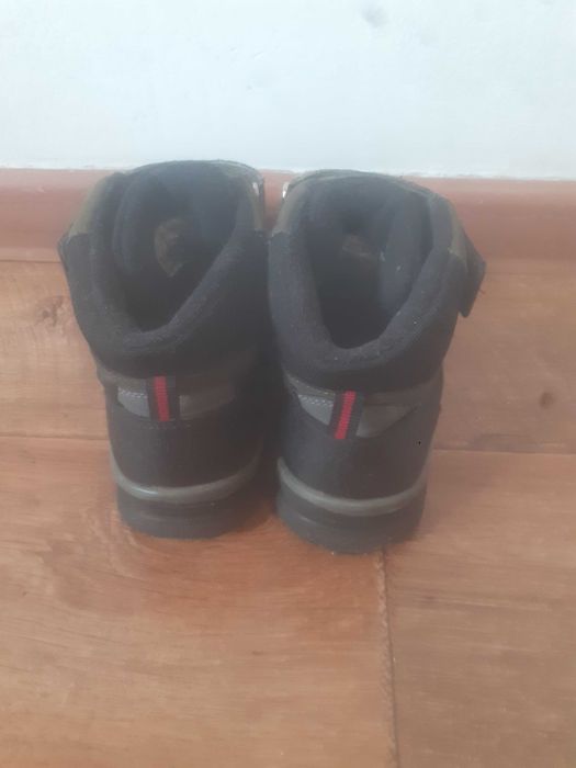 Ботинки демисезонные