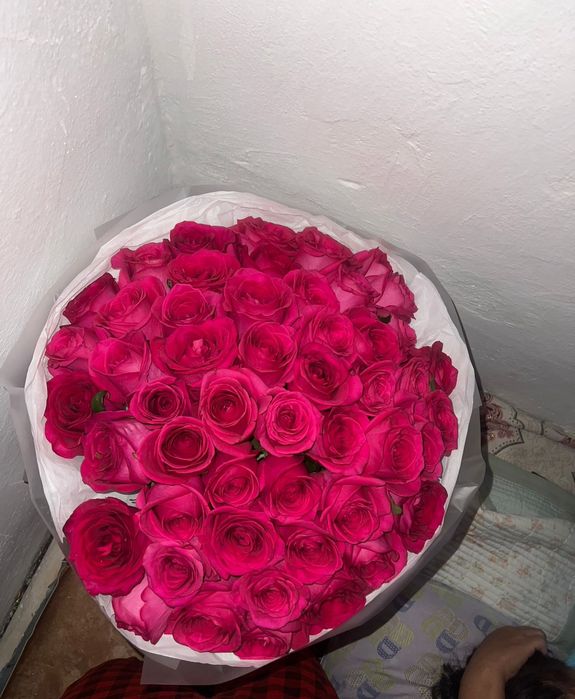 Продам. 51 роза. Продам