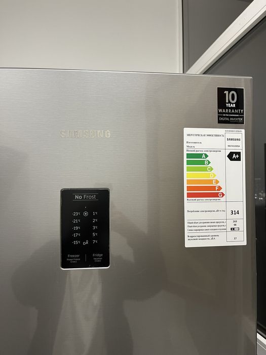 Продам холодильник Samsung