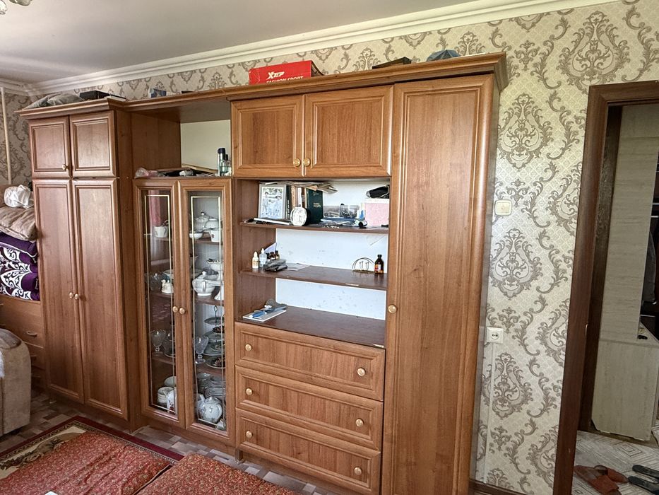 Продается стенка для гостиной
