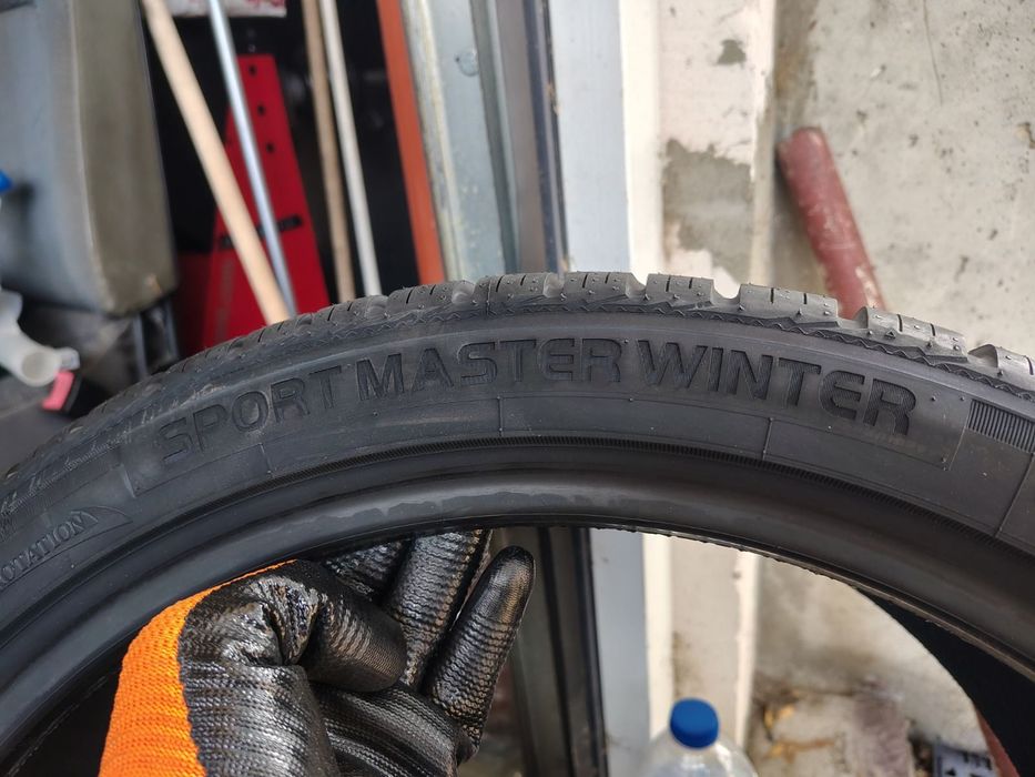 255/35 R19 Ling Long sport winter