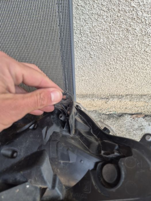 Far dreapta Led Toyota Rav 4 avariat!!