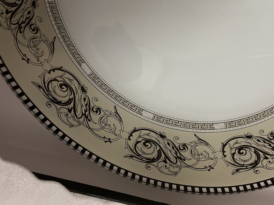 Продам Новое БЛЮДО под горячее