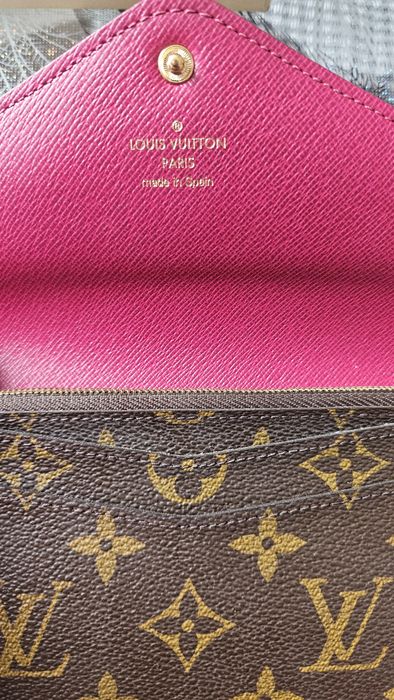 LOUIS VUITTON Wallet Оригинален Портфейл