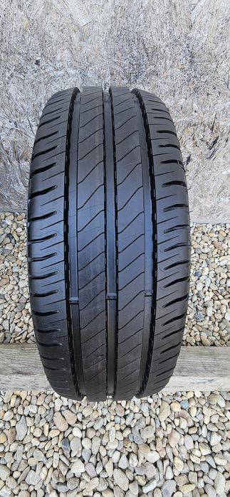 Anvelopa Continental 215/65 R16C 109/107T Michelin 215/65 R16C 106/104
