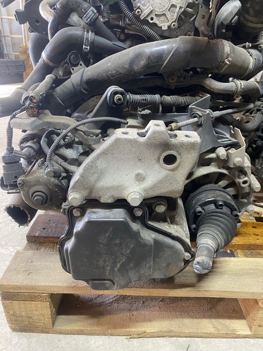 Motor vw audi skoda seat 1.6 tdi cod motor cay euro5 cutie viteze