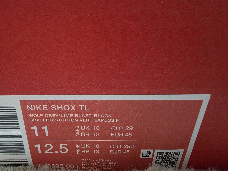 Vind adidasi nike noi