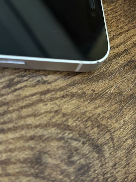 Iphone 12 mini  бял